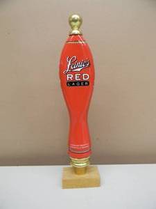 lot 17 image: VINTAGE LEINIES RED LAGER TAP HANDLE WBASE - NICE - GREAT PIECE - APPROX 12 - SEE PICTURES