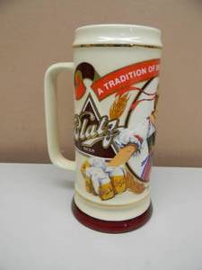 lot 39 image: VINTAGE 1987 BLATZ BEER STEIN LIMITED EDITION #005493 Made by Ilka Ceramics Beloit, Ohio - NICE - GREAT PIECE - SEE PICTURES
