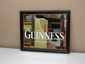 lot 48 image: VINTAGE GUINNESS DRAUGHT BAR SIGNMIRROR - NICE - NEW OLD STOCK - GREAT PIECE - APPROX 22 By 18 - SEE PICTURES