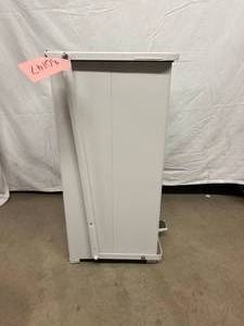 lot 54 image: United Metal ST24&nbspSquare Step-On&nbspCommercial Fire Proof Steel Trash Can Waste Receptacle is FM-Certified  complies with OSHA standards. The lid has a restraint mechanism to protect walls from scuffs, as well as a vinyl base to protect floors.