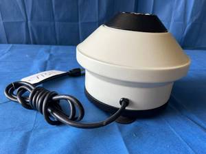 lot 4 image: Clay Adams Analytical Centrifuge is a 3200 rpm centrifuge featuring a 6-place fixed angle rotor -&nbspGreat Working Condition