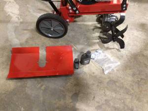 lot 30 image: Toro 21 in. Max Tilling Width 163 Briggs and Stratton 4-Cycle Engine Front Tine Tiller Missing Parts and Engiene Works  Customer Returns See Pictures