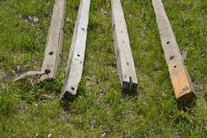lot 16 image: 4 White Oak Wagon Tongues