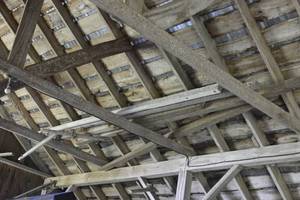 lot 15 image: Various white oak Wagon Tongues, Neck Yokes and never used Rough sawn oak