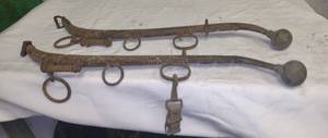 lot 102 image: Pair Of Brass Tipped Horse Hames.