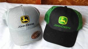 lot 139 image: John Deere Caps (2).