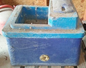 lot 146 image: Electric Livestock Waterer.