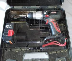lot 206 image: Craftsman Cordless drill. 14.4 volt