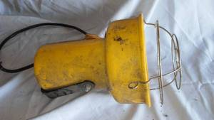 lot 228 image: Lumapro Dock Light.