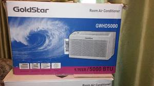 lot 307 image: Goldstar Air Conditioner
