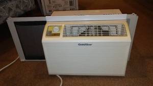 lot 308 image: Goldstar Air Conditioner