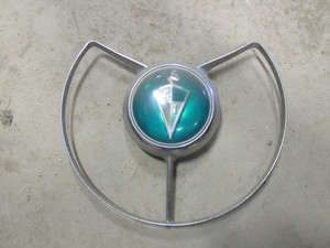 lot 8 image: Hudson Steering Wheel Insert