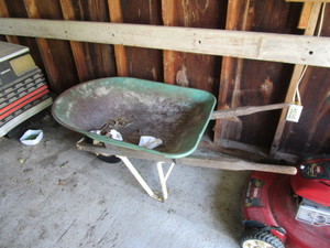 lot 19 image: Wheelbarrow