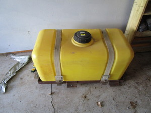 lot 31 image: Spray Tank 45gal
