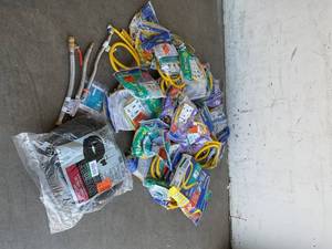 lot 104 image: Lot of Miscellaneous Gas Hoses
