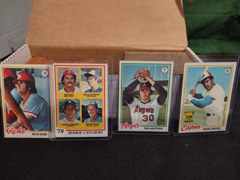 Absolute Sports Cards Trading Cards and Memorabilia Auction Pick Up