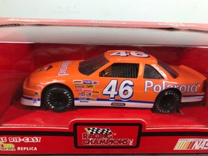 lot 28 image: 1994 Nascar Racing Champions Shawna Robinson #46 Polaroid  Caseys 124 scale die cast stock car