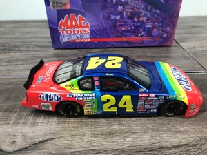 lot 84 image: 2000 Nascar Mac Tools Collectors Club Jeff Gordon Monte Carlo  DuPont 124 scale die cast stock car