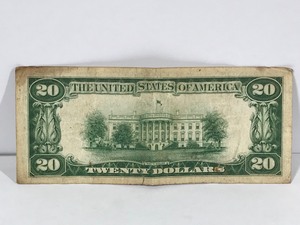 lot 116 image: Vintage 1934 twenty dollar bill