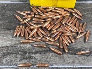 lot 458 image: 81 - Speer 7mm .284 bullets