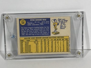 lot 481 image: 1970 Topps Pete Rose Cincinnati Reds Baseball Card #580