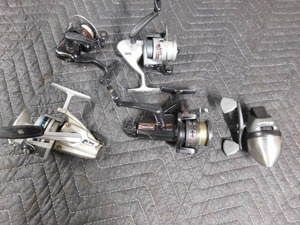 lot 216 image: 5 Fishing reels
