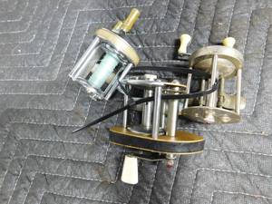 lot 224 image: 3 vintage fishing reels