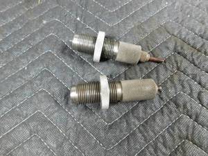 lot 241 image: 244 Remington sizing and seating dies