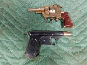 lot 270 image: 2 antique toy pistols