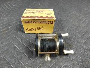 lot 305 image: VintageWalto Products casting reel