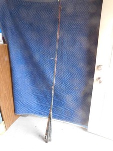 lot 318 image: 4 Fishing rods