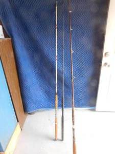 lot 319 image: 3 heavy duty Fishing rods