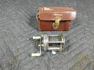 lot 321 image: Vintage Ambassador reel case and South Bend reel