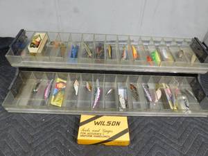 lot 322 image: Display case of lures