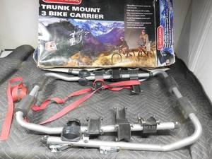 lot 334 image: trunk Mount 3 bike carrier