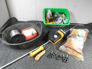 lot 359 image: Electric fence unit and supplies