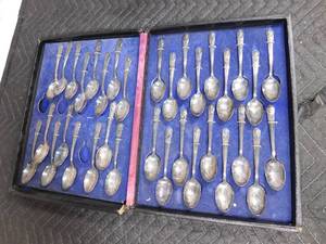 lot 412 image: Vintage Presidential spoon collection
