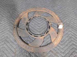 lot 433 image: Vintage stove pipe decorative ring