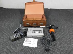 lot 434 image: Vintage Panasonic hand held cassette player
