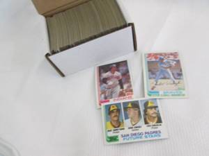 Box Of 1982 Topps Baseball Cards...