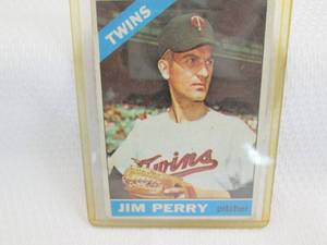 1966 Topps Jim Perry Card...