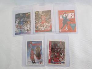 5 Michael Jordan Cards Upper Deck &...