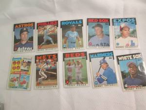 Assorted 1986 Topps Baseball Cards...