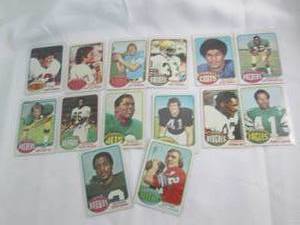 Assorted 1976 Topps Football Cards...