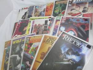 25 Assorted Comics Marvel , DC, Ima...