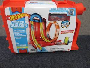 Hot Wheels Track Builder...