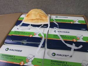 HALYARD FLUIDSHIELD 3 Disposable Ma...