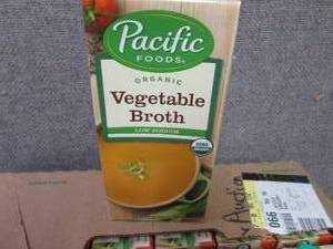 12- 32 oz pks Pacific Foods Vegetab...