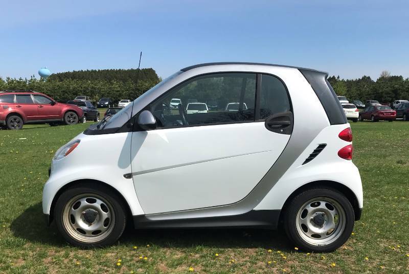 lot 2 image: 2013 Smart ForTwo Passion