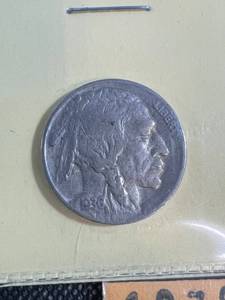 lot 08 image: 3 US BUFFALO NICKELS 1936 1937 1938